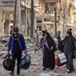 اتهامات تتفجر في غزة: حماس تحت نيران الشبهات… ومساعدات المنكوبين تتحول إلى “غنيمة فصائلية”