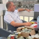 شبكة فساد تستنزف أموال الغزيين.. هاربون في فيلات مصر بثروات المساعدات